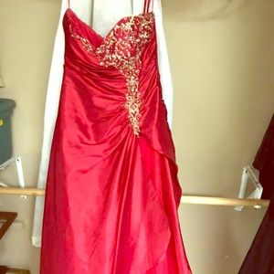 Night Moves elegant Dress.